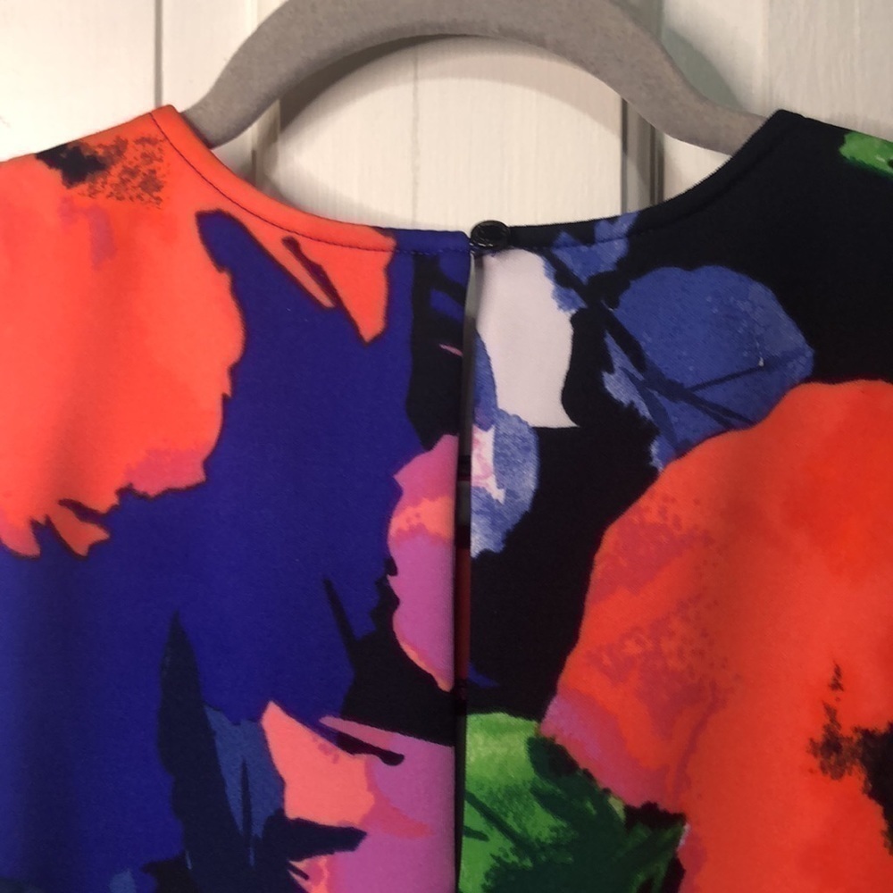 vince Camuto Floral Scalloped A-Line Dress Size 6 - Picture 6 of 8
